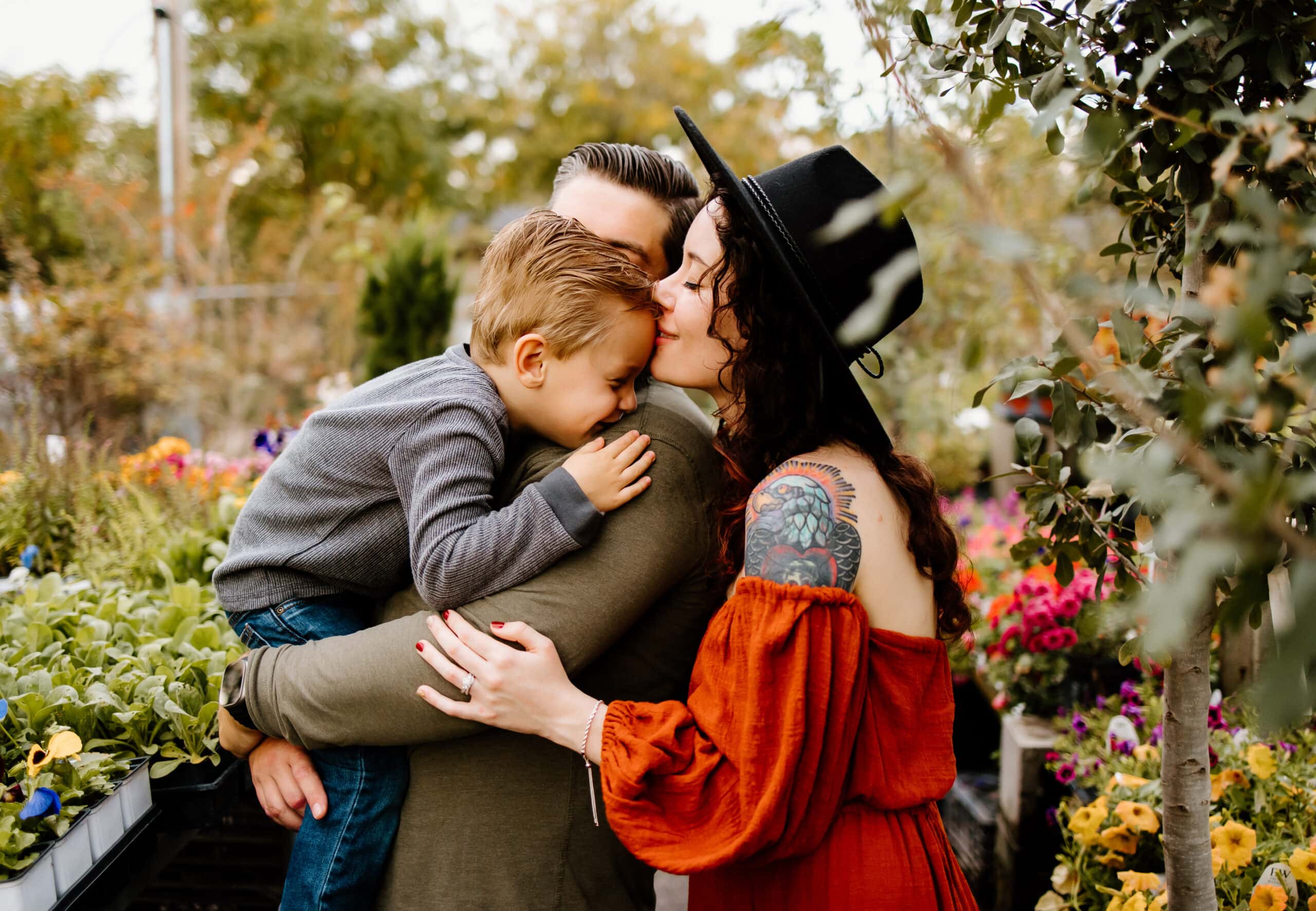 austin family texas photography session in greenhouse
