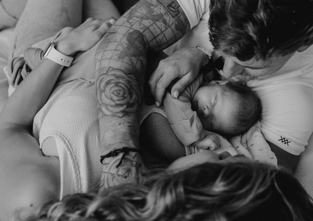 black and white newborn photos
