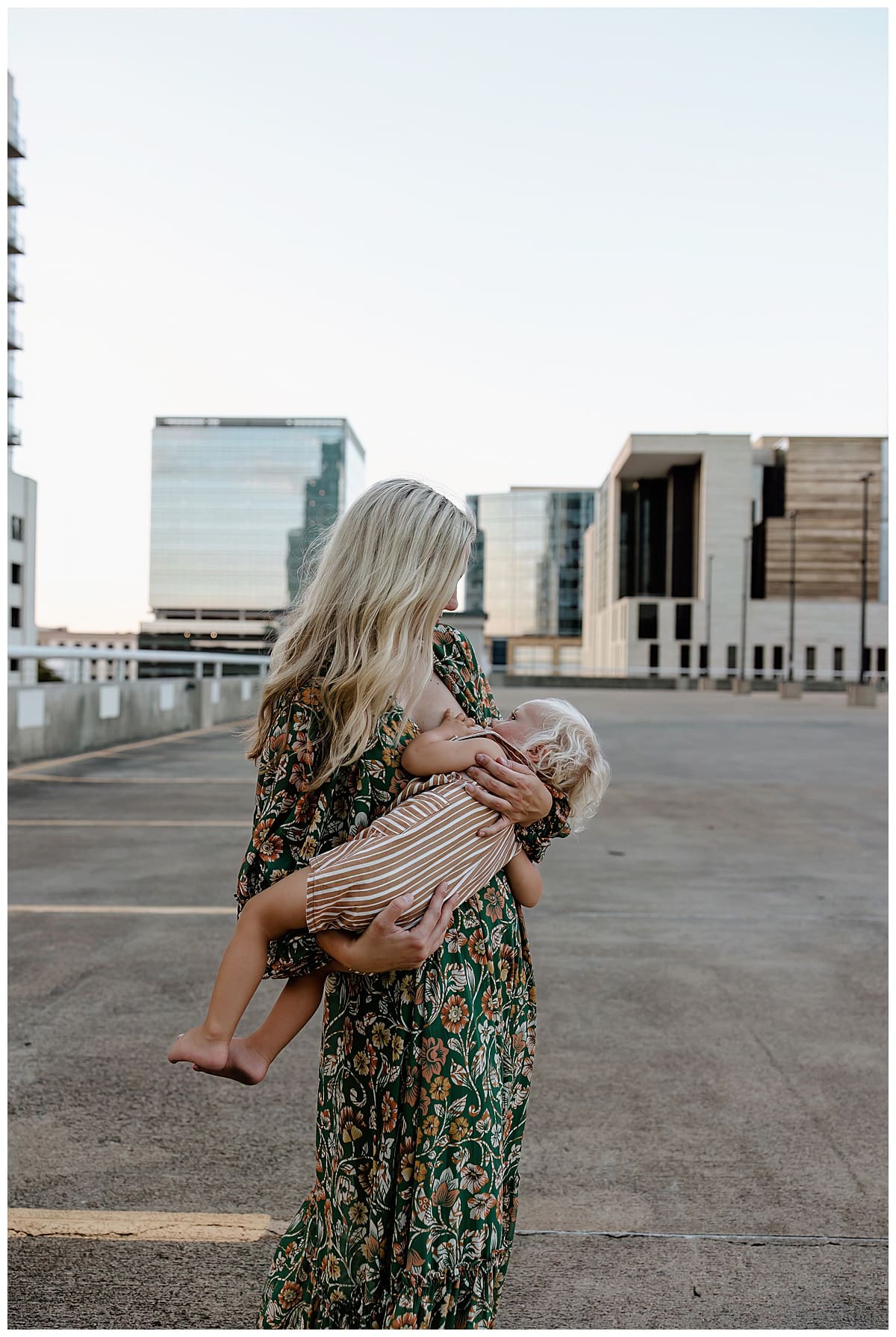 Mama breastfeeds baby for Austin Lifestyle Photographer